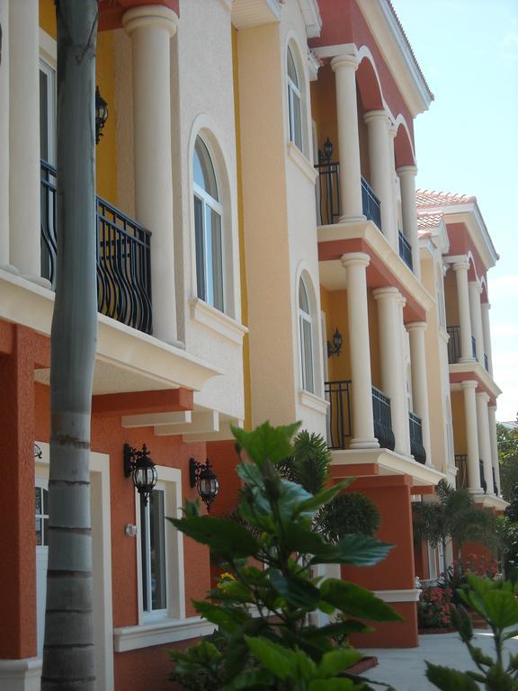 Mediterranean Three Story Beach Townhouse St. Pete Beach Extérieur photo