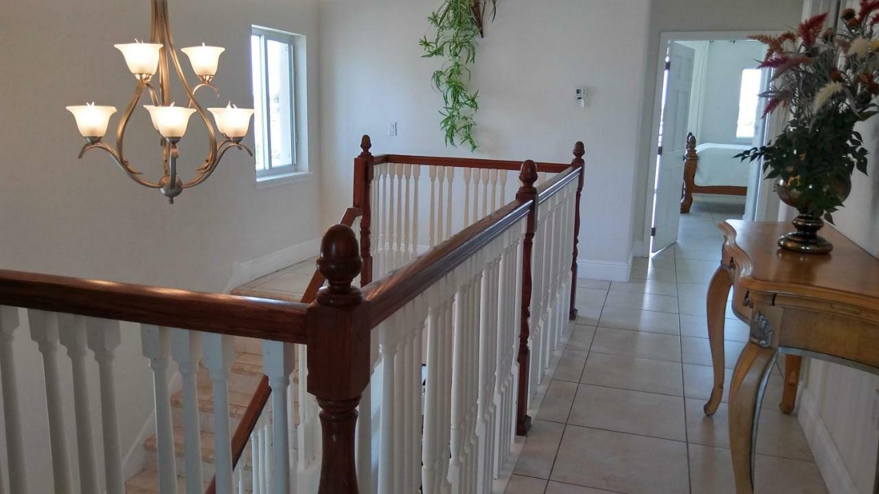 Mediterranean Three Story Beach Townhouse St. Pete Beach Extérieur photo