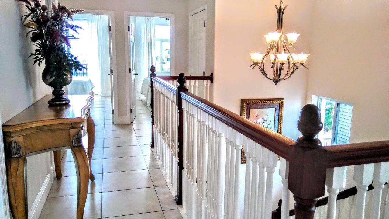 Mediterranean Three Story Beach Townhouse St. Pete Beach Extérieur photo