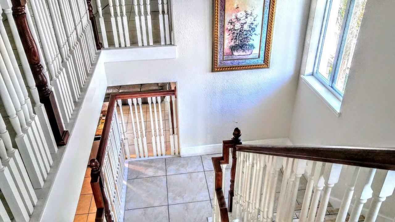 Mediterranean Three Story Beach Townhouse St. Pete Beach Extérieur photo