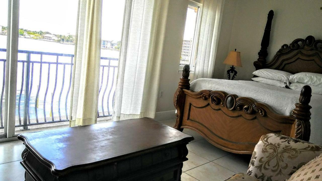 Mediterranean Three Story Beach Townhouse St. Pete Beach Extérieur photo