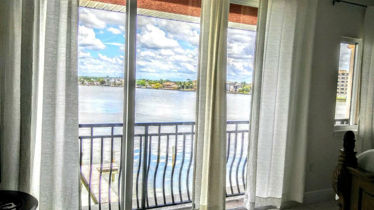 Mediterranean Three Story Beach Townhouse St. Pete Beach Extérieur photo