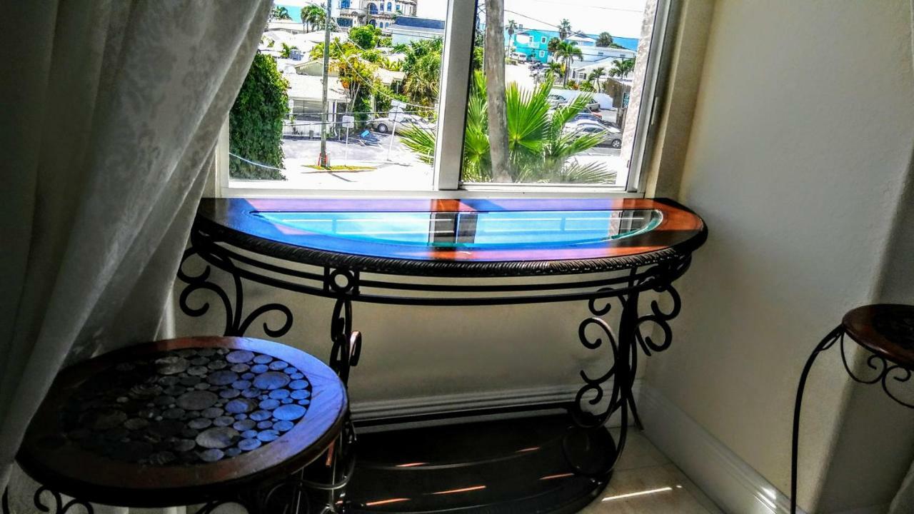 Mediterranean Three Story Beach Townhouse St. Pete Beach Extérieur photo